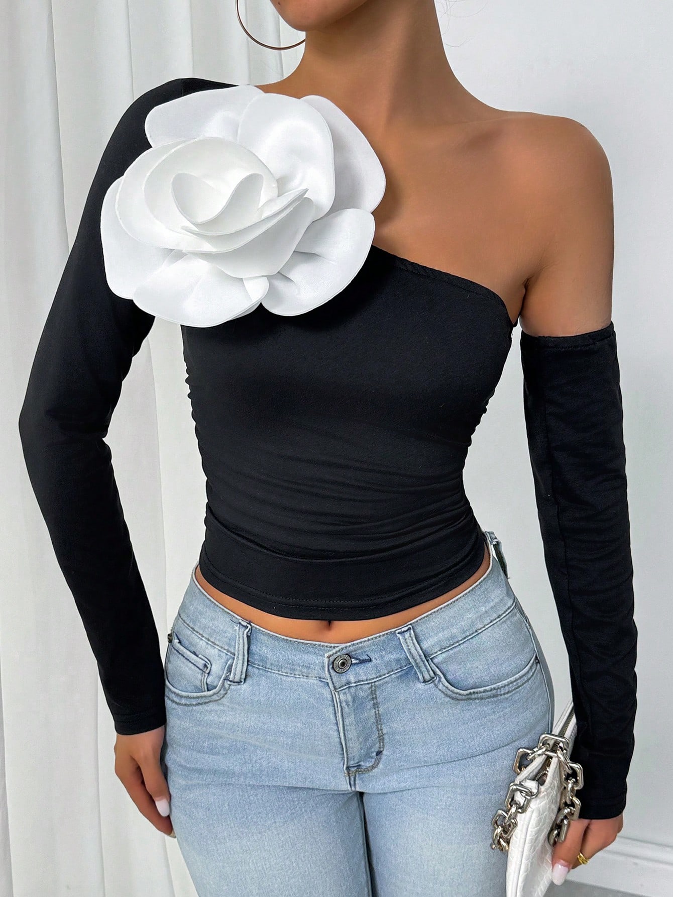 SHEIN Raffinéa 1pc Women's 3D Flower Decor One Shoulder Casual Blouse - Image 3