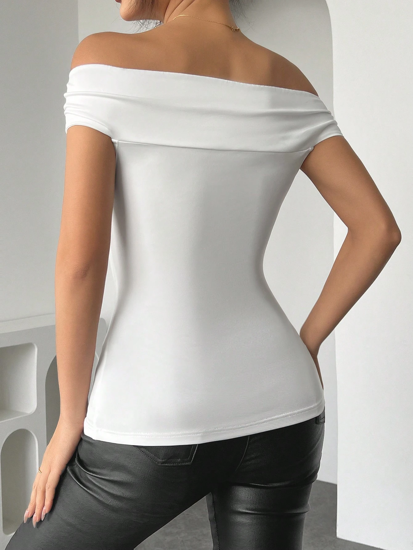 SHEIN Women's Elegant Solid Color Off Shoulder 3D Flower Decor T-Shirt - Image 2