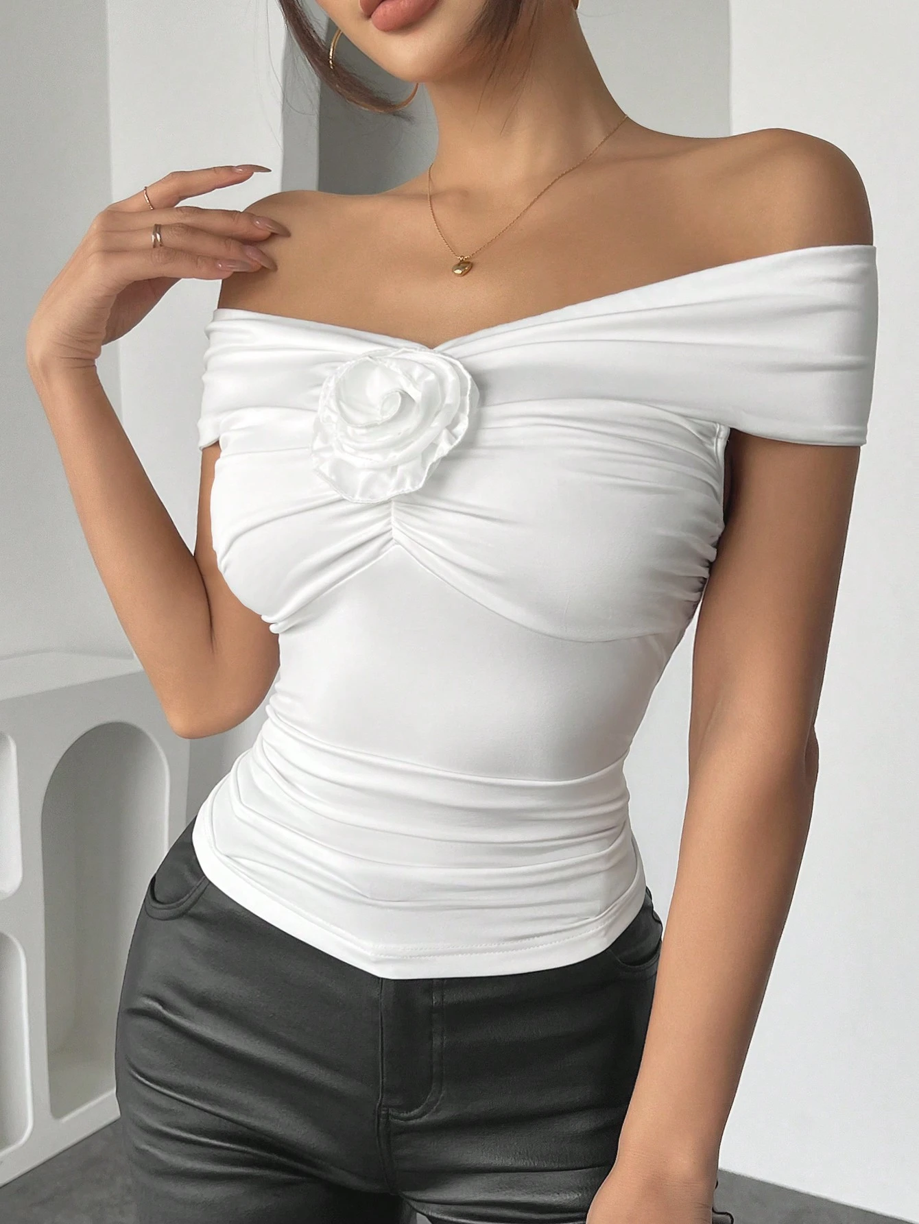 SHEIN Women's Elegant Solid Color Off Shoulder 3D Flower Decor T-Shirt - Image 3