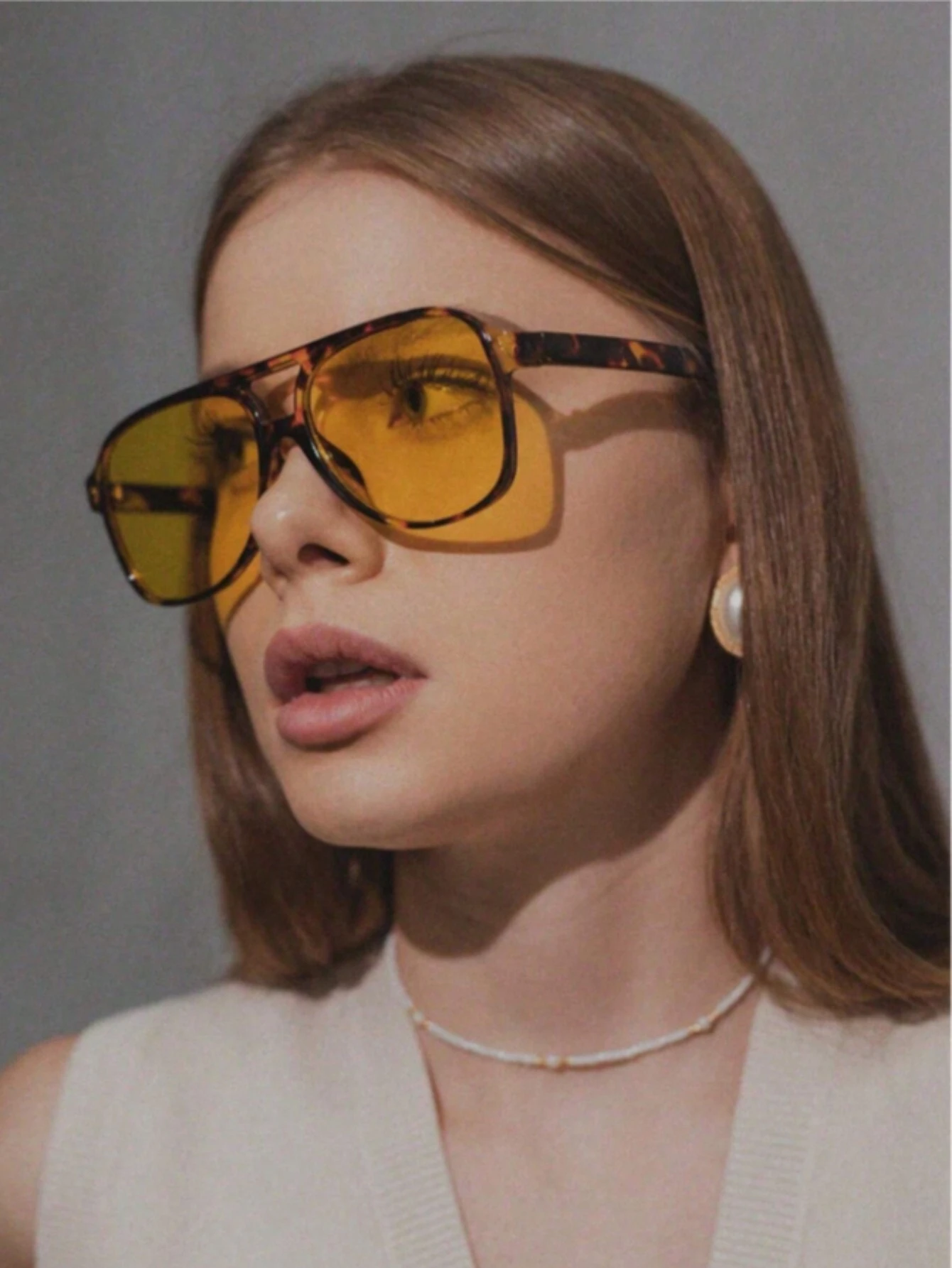 SHEIN 1pc Retro Round Y2K Bohemian Double-Beam Fashion Glasses, Student Street Style Decoration Glasses