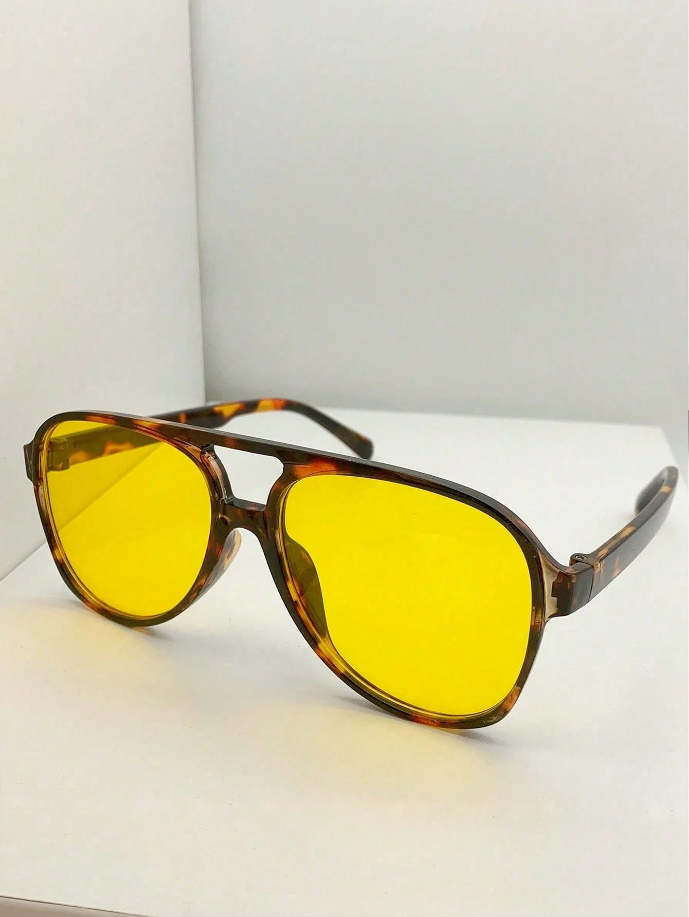 SHEIN 1pc Retro Round Y2K Bohemian Double-Beam Fashion Glasses, Student Street Style Decoration Glasses - Image 2