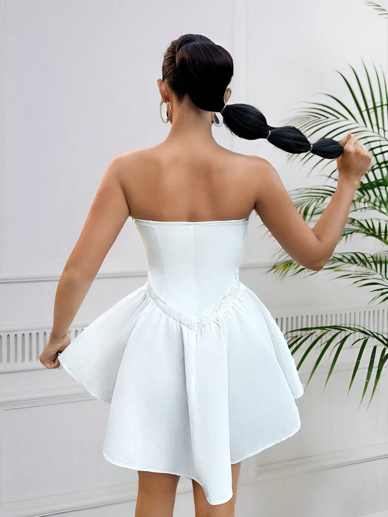 SHEIN SXY Ladies' Color-Block Strapless Asymmetrical Hem Dresses With Wireless Design For Summer - Image 2