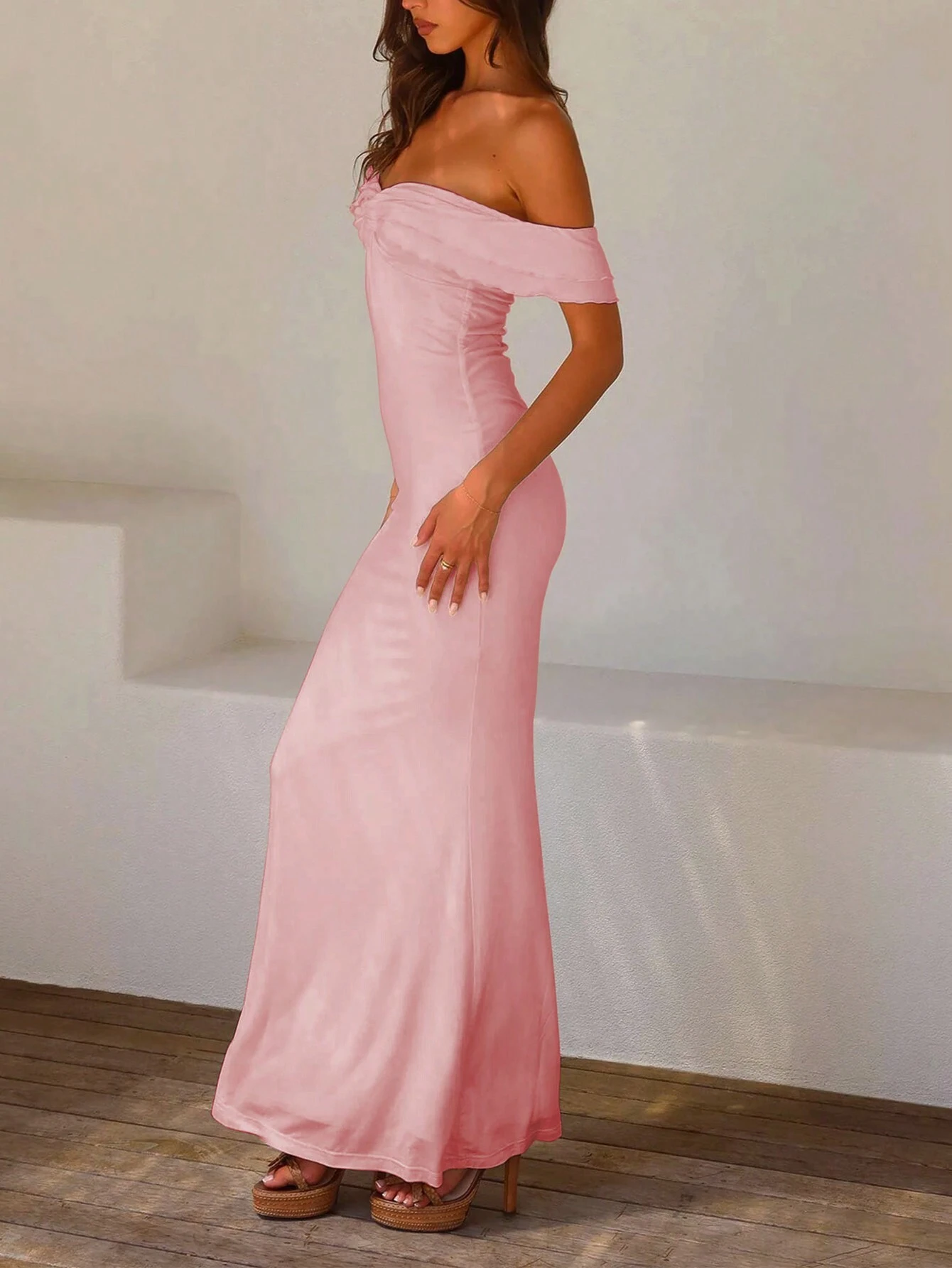 SHEIN Unity Summer Holiday Solid Color Twist-Knot Off Shoulder Floor-Length Dress - Image 4