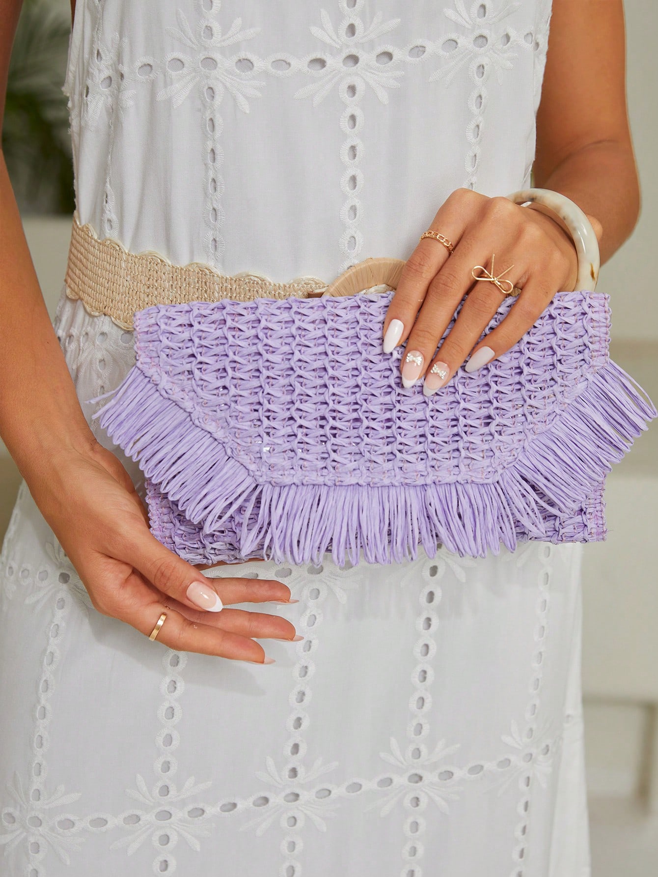 SHEIN VCAY Straw Woven Casual Tote Bag, Minimalist & Stylish, Suitable For Daily Use, With Tassel Decor - Image 3