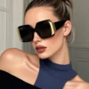 SHEIN Classic Black Rectangle Plastic Sunglasses For Men & Women, Retro Fashion Frame