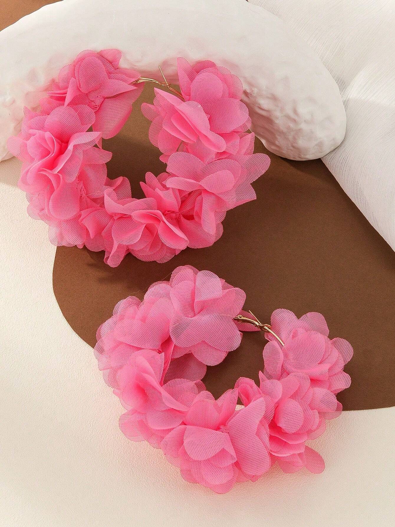 SHEIN 1pair European And American Fashionable, Sexy & Cute Pink Fabric Flower Design Earrings