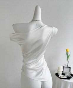 Alternative view of SHEIN Sweetra 3D Floral Oblique Collar Sleeveless Slim Fit Blouse