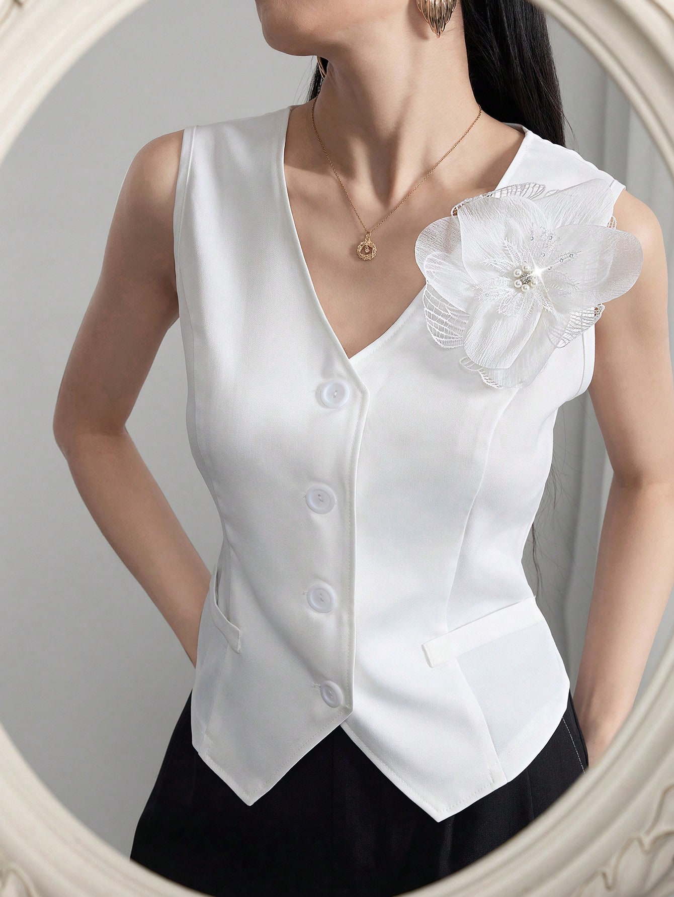 SHEIN Modelyn 3d Floral Design Women's Thin Suit Vest