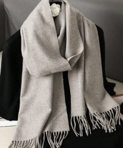 SHEIN 1pc Women's Minimalist Solid Color Faux Cashmere Scarf