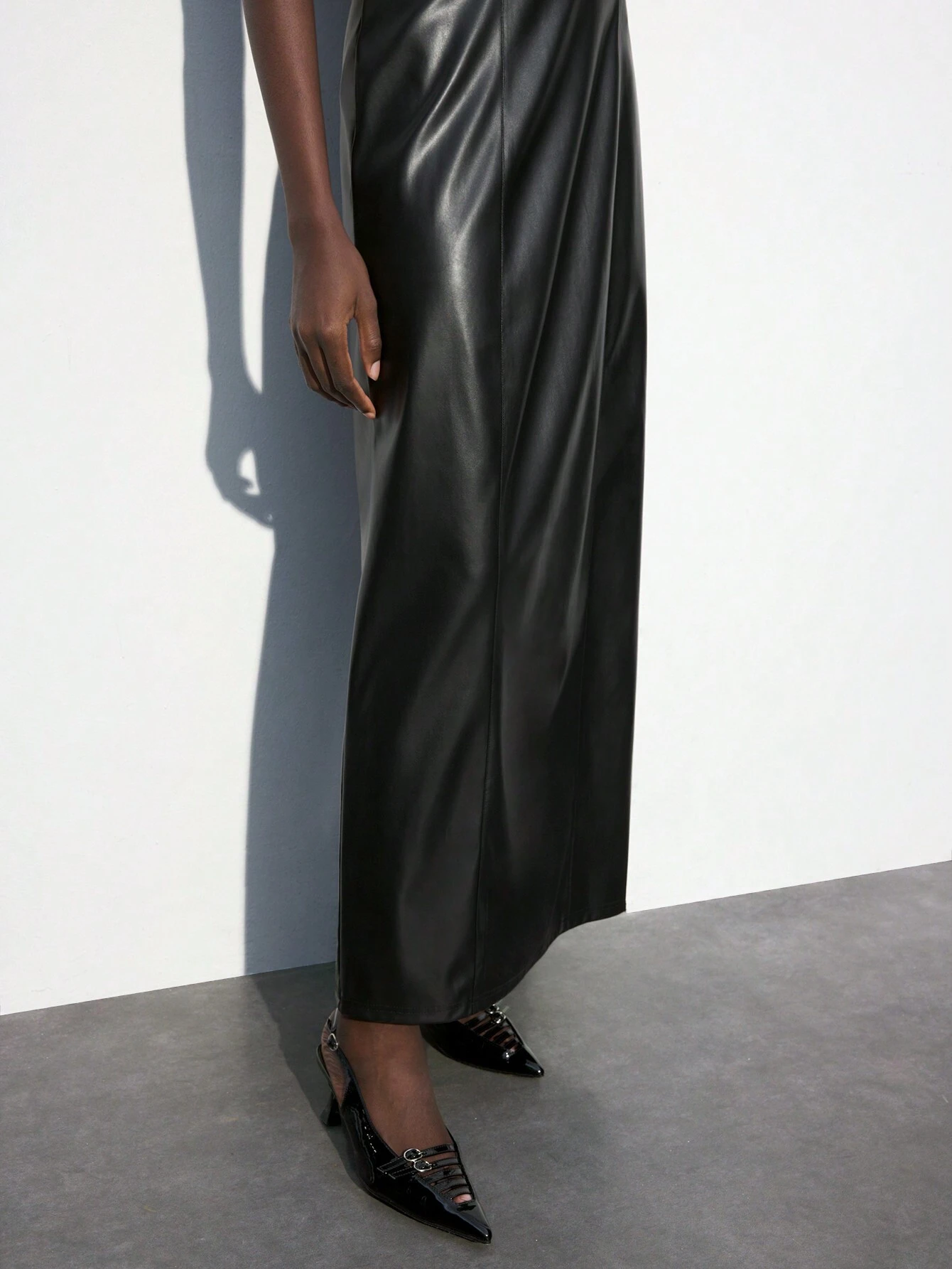 SHEIN Maija Women's Solid Metal Eyelet Sexy Spaghetti Strap Dress - Image 3