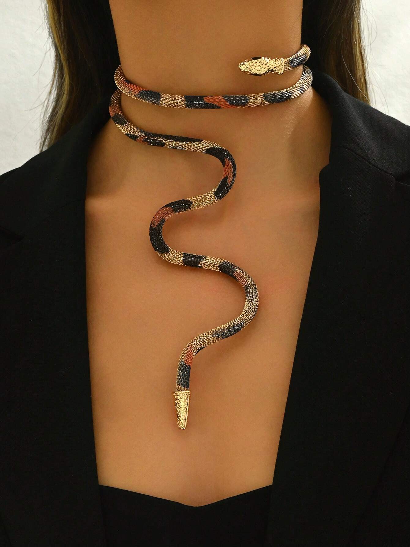 1pc Fashionable Exaggerated Adjustable Faux Snakeskin Pattern Choker Necklace